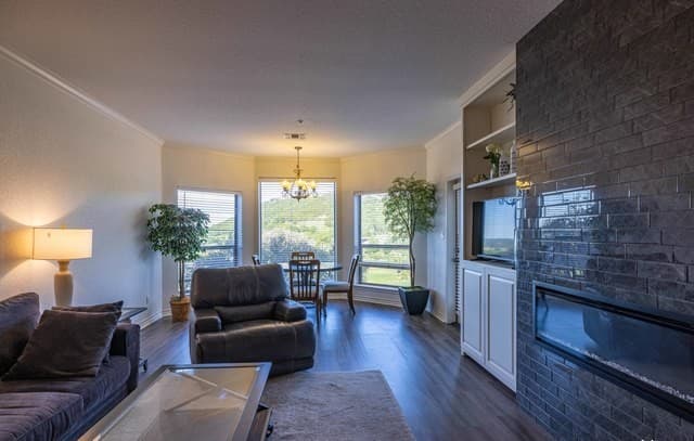 rental at 20  Tapatio Dr E Unit 106 in Boerne, TX — photo 5