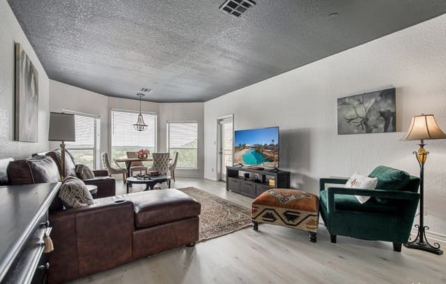 rental at 20  Tapatio Dr E Unit 203 in Boerne TX