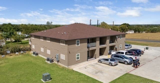 rental at 4551  Mount Olive Unit 8 in Adkins, TX — photo 2