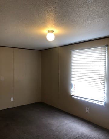 rental at 1914  14th St Unit 12 in Hondo, TX — photo 4