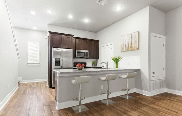 rental at 3067  View Ridge Dr Unit 3 in Spring Branch, TX — photo 2