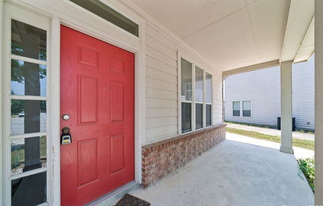 rental at 3706  Browning Blf in San Antonio, TX — photo 4