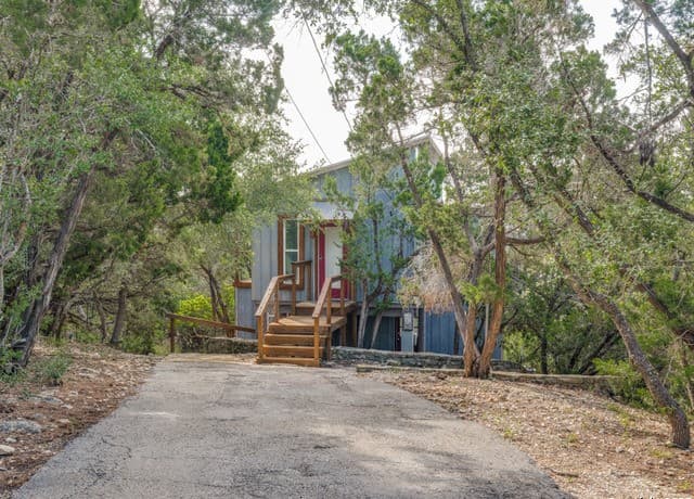 rental at 238  Ledgeview in Canyon Lake, TX — photo 2