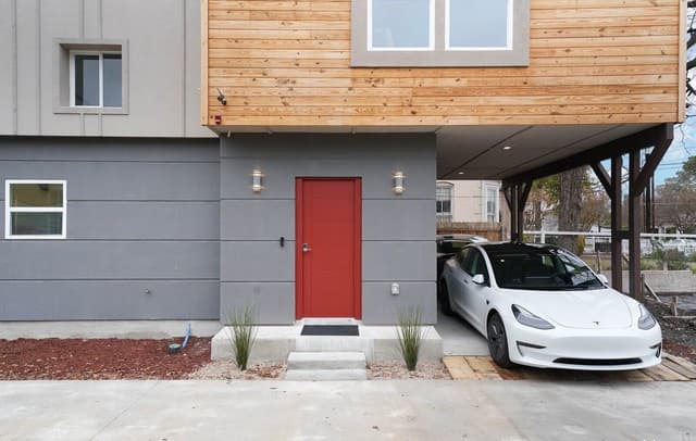 rental at 603 W Euclid Ave Unit 2 in San Antonio, TX — photo 3