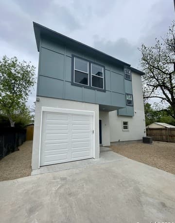 rental at 603 W Euclid Ave Unit 4 in San Antonio, TX — photo 4