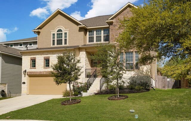 rental at 228  Comanche Trail in Cibolo TX