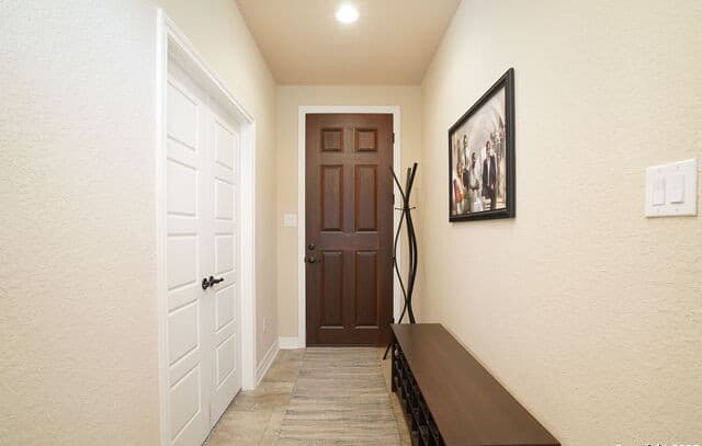 rental at 228  Comanche Trail in Cibolo, TX — photo 4