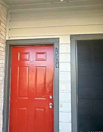 rental at 7502  Oak Chase Unit 7504 in San Antonio, TX — photo 2