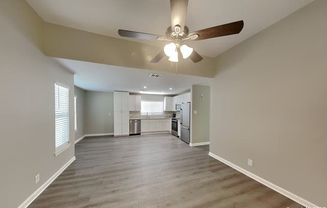 rental at 9122  Autumn Storm in San Antonio, TX — photo 2
