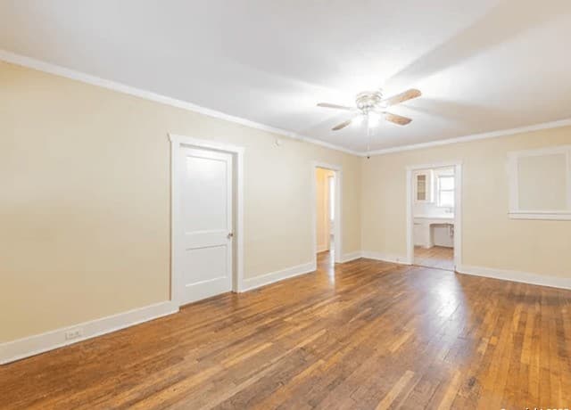 2-bedroom rental at 631 E Ashby in San Antonio, TX — photo 1