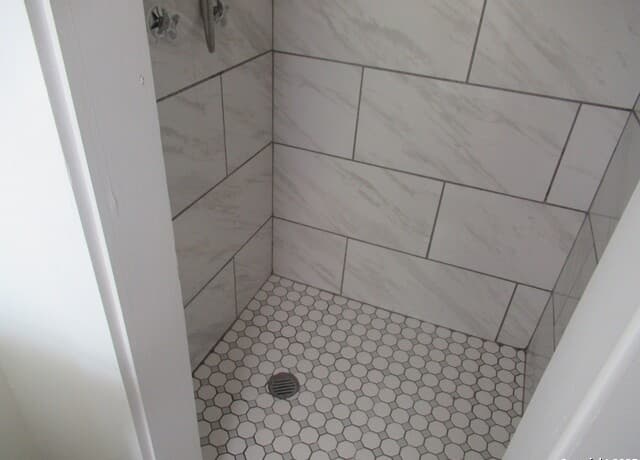 rental at 1934 UNIT B  McKinley in San Antonio, TX — photo 5