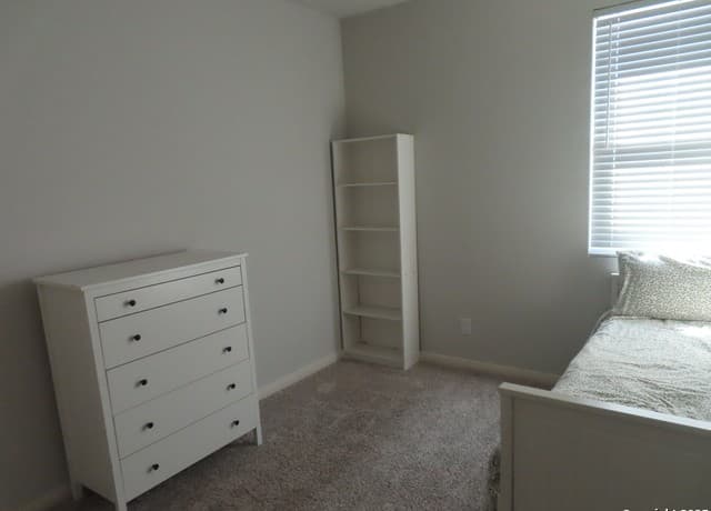 rental at 22150  Approach in San Antonio, TX — photo 4