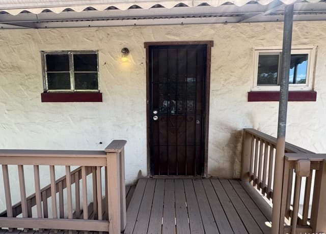 rental at 108  Robert E Lee Unit 2 in San Antonio, TX — photo 4