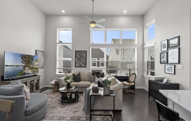 rental at 5843  Whitby Unit UNIT 44 in San Antonio, TX — photo 2
