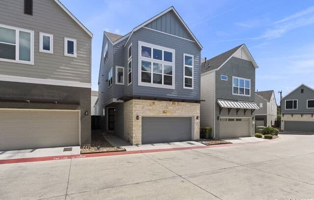 rental at 5843  Whitby Unit UNIT 44 in San Antonio, TX — photo 4