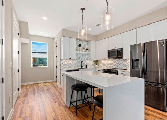 rental at 1208 N Academy Ave Unit 3201 in New Braunfels, TX — photo 4