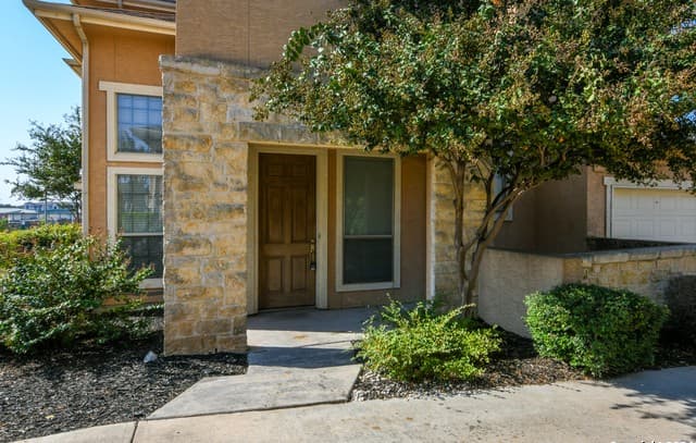 rental at 22209  Sausalito Ct in San Antonio, TX — photo 3