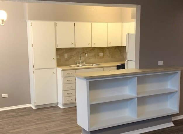 rental at 615  Vance Jackson Unit 106 in San Antonio, TX — photo 2