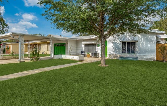 rental at 339  Edgebrook in San Antonio TX