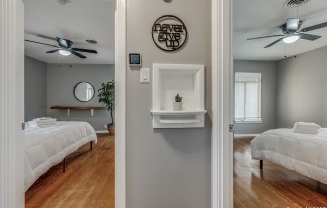 rental at 339  Edgebrook in San Antonio, TX — photo 2