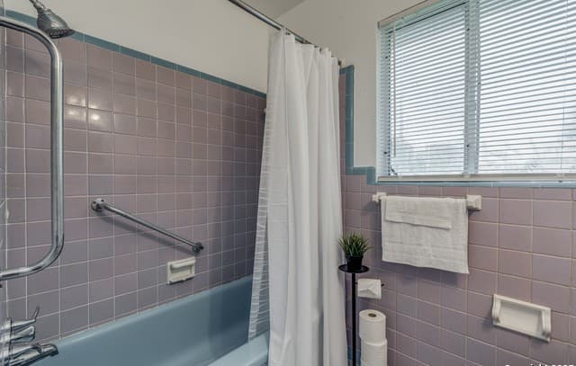 rental at 339  Edgebrook in San Antonio, TX — photo 5