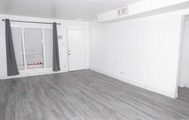 rental at 255 E Rampart Unit 211 in San Antonio, TX — photo 4