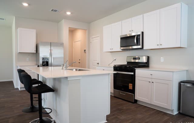 rental at 5903  Cosmic Crisp in San Antonio, TX — photo 3