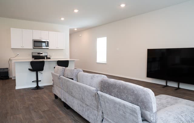 rental at 5903  Cosmic Crisp in San Antonio, TX — photo 5