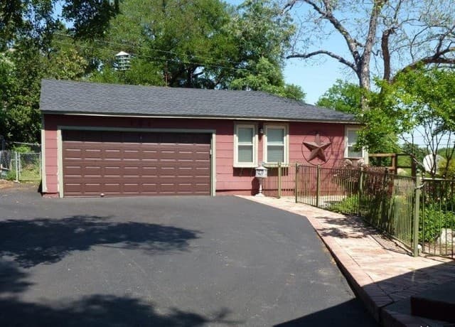rental at 149  Downing Dr in San Antonio, TX — photo 3