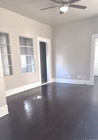 rental at 1021  Ogden Unit 7 in San Antonio, TX — photo 5