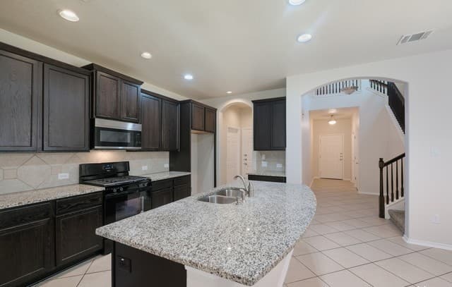 rental at 11723  Bricewood Hts in San Antonio, TX — photo 5