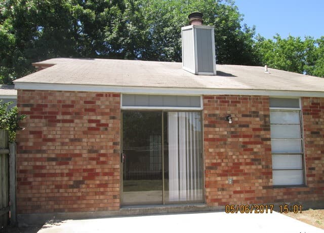 rental at 13202  Larkwalk Dr. in San Antonio, TX — photo 5