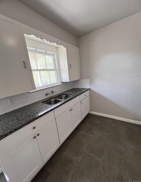 rental at 734  Donaldson Ave Unit B in San Antonio, TX — photo 3