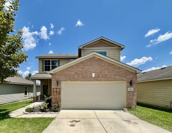 rental at 1216 Canyon Lake in Canyon Lake TX