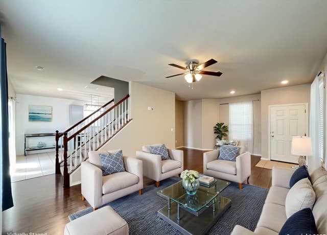 rental at 1216  Canyon Lake in Canyon Lake, TX — photo 2