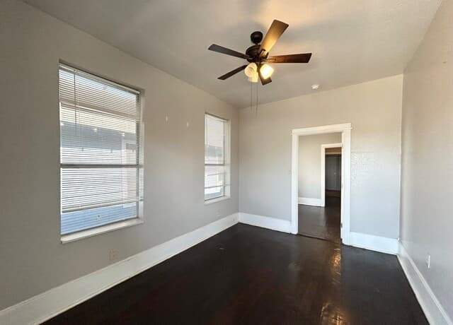 rental at 1716 N Olive St Unit 3 in San Antonio TX