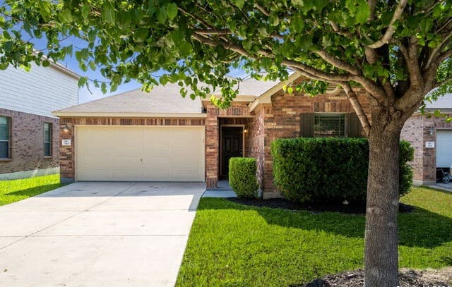 rental at 910  Trilby in San Antonio, TX — photo 1