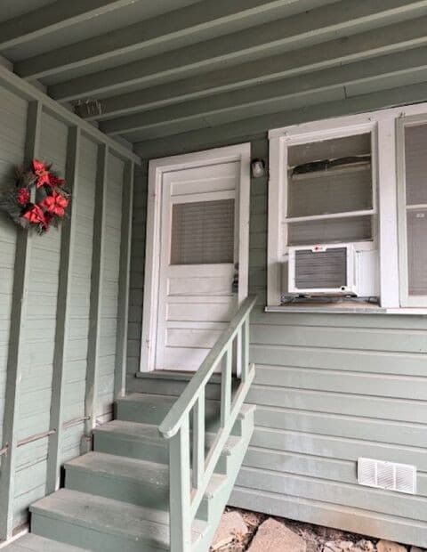 rental at 512 E Mulberry Unit 2 in San Antonio TX