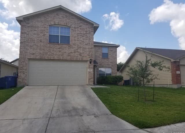 rental at 5123  Fountain Hill in San Antonio TX