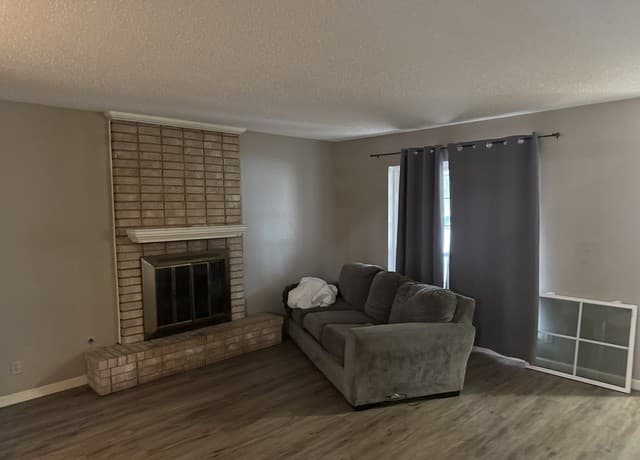 rental at 11814  Song St in San Antonio, TX — photo 5