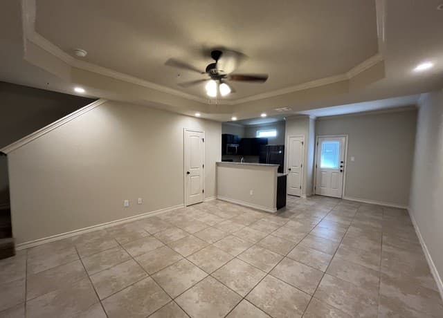 rental at 6534  Marcel Way Unit 102 in San Antonio, TX — photo 3