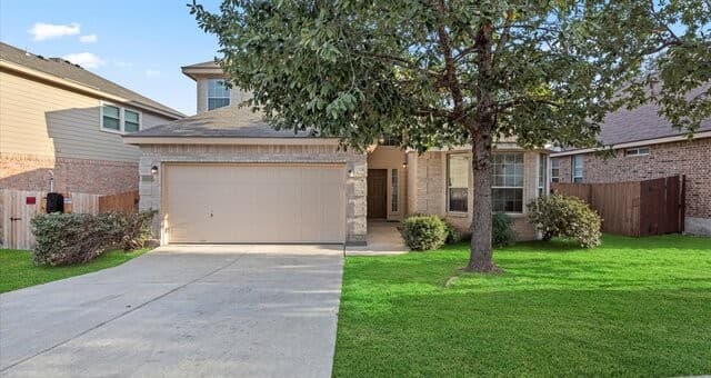 rental at 12530  Skyline Mesa in San Antonio, TX — photo 1