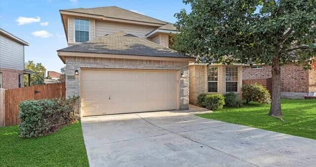 rental at 12530  Skyline Mesa in San Antonio, TX — photo 2