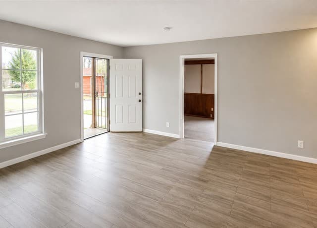 rental at 341  Longview in San Antonio, TX — photo 2