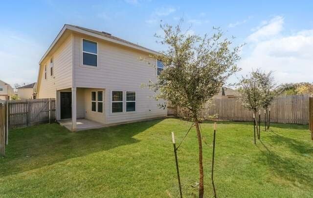 rental at 9347  Evening Shade Court in San Antonio, TX — photo 2