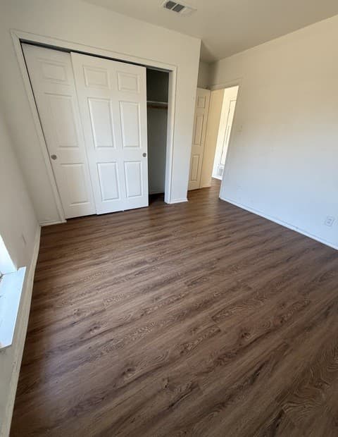rental at 5915  Highfield in San Antonio, TX — photo 5