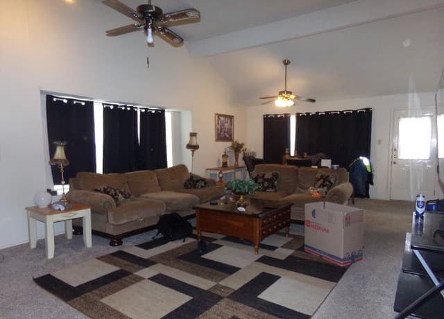 rental at 11427  Long Trail in San Antonio, TX — photo 3