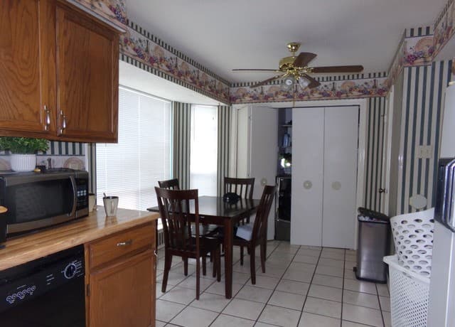 rental at 11427  Long Trail in San Antonio, TX — photo 5