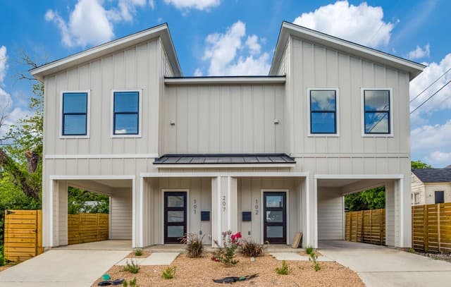 rental at 207  Gravel A St Unit 101 in San Antonio, TX — photo 2