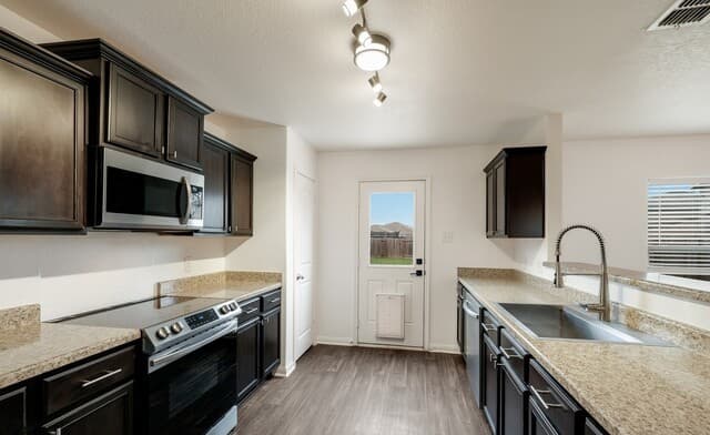 rental at 7322  Bowdre in San Antonio, TX — photo 4